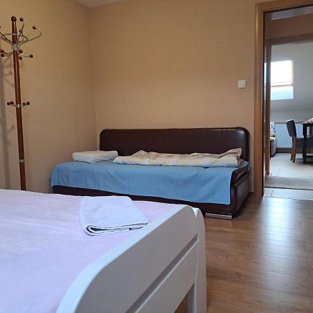 Apartman Avram Kotor Varos المظهر الخارجي الصورة