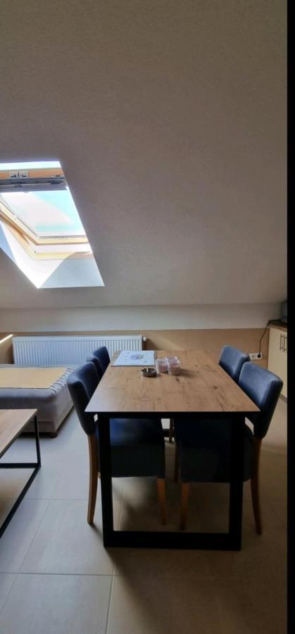 Apartman Avram Kotor Varos المظهر الخارجي الصورة