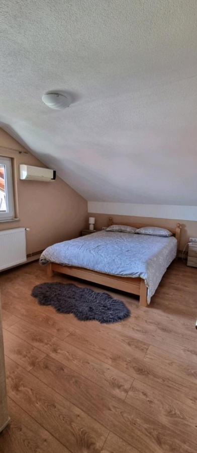 Apartman Avram Kotor Varos المظهر الخارجي الصورة